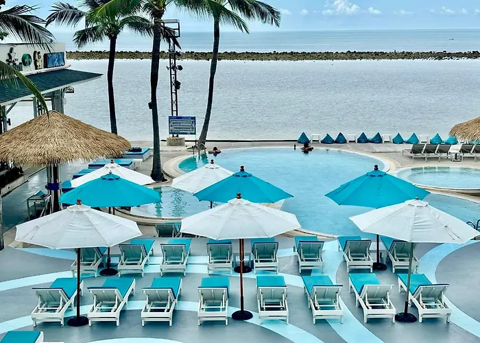 Combo Beach Hotel Samui